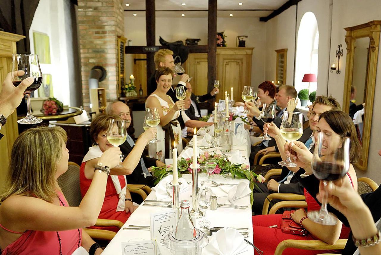 Klosterschaenke Hude Hotel Ferienwohnungen Restaurant Cafe Luaran gambar